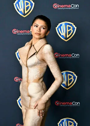Zendaya OnlyFans Leaked Free Thumbnail Picture - #z1xtyWdkNH