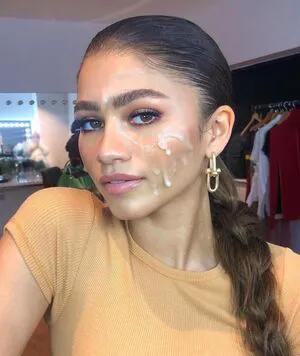 Zendaya Coleman OnlyFans Leaked Free Thumbnail Picture - #ymlho0jhix