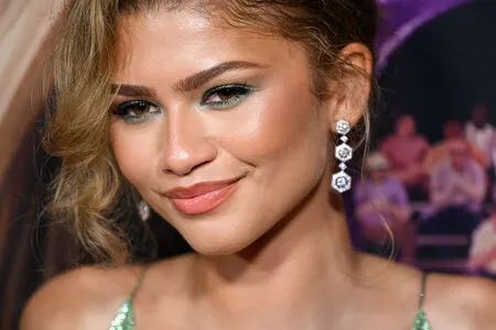 Zendaya OnlyFans Leaked Free Thumbnail Picture - #0P08ak9AzF