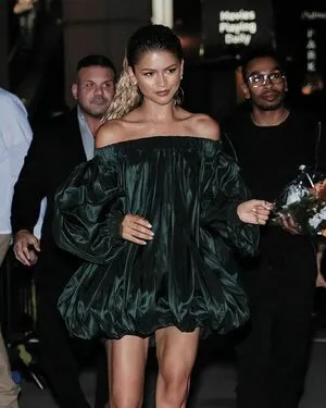 Zendaya OnlyFans Leaked Free Thumbnail Picture - #2cjQqVM2hc