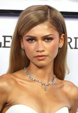 Zendaya OnlyFans Leaked Free Thumbnail Picture - #4aD0kydygO