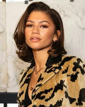 Zendaya OnlyFans Leaked Free Thumbnail Picture - #6or7DxUfis