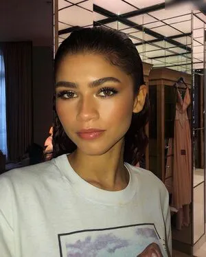 Zendaya OnlyFans Leaked Free Thumbnail Picture - #7ijqiiJotU