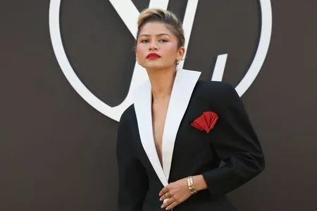 Zendaya OnlyFans Leaked Free Thumbnail Picture - #98MzOhFuNn