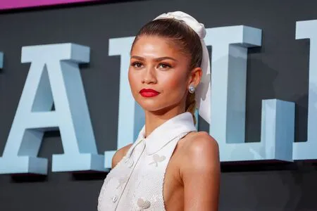 Zendaya OnlyFans Leaked Free Thumbnail Picture - #9RYtSxAoiz