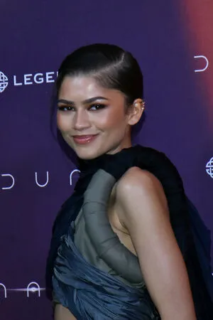 Zendaya OnlyFans Leaked Free Thumbnail Picture - #9s2YmZex4A