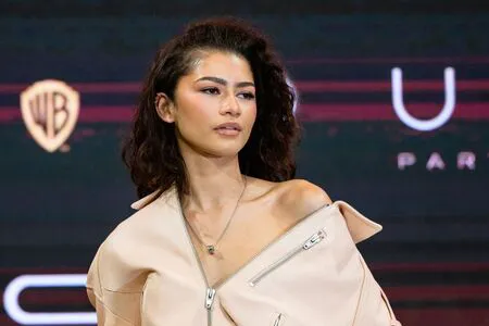 Zendaya OnlyFans Leaked Free Thumbnail Picture - #BMsg7fV9EW