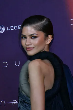 Zendaya OnlyFans Leaked Free Thumbnail Picture - #D3BvbmwCwq