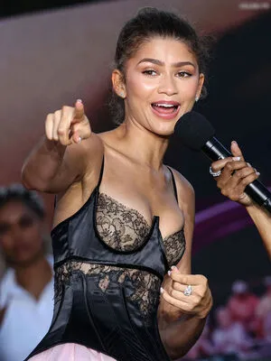 Zendaya OnlyFans Leaked Free Thumbnail Picture - #EcgMbEo5VH