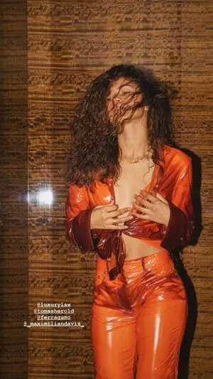 Zendaya OnlyFans Leaked Free Thumbnail Picture - #Hd0d8G679b