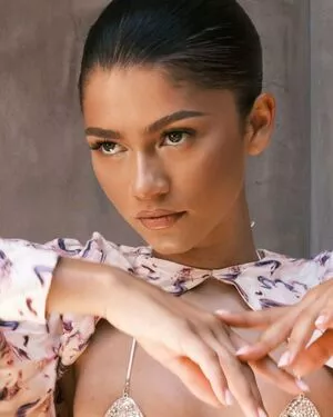 Zendaya OnlyFans Leaked Free Thumbnail Picture - #QTyIZbXrtB