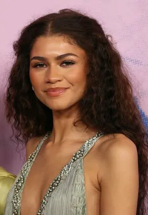 Zendaya OnlyFans Leaked Free Thumbnail Picture - #QcPNY91k6m