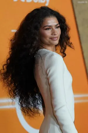 Zendaya OnlyFans Leaked Free Thumbnail Picture - #RGNYDrsrJ0