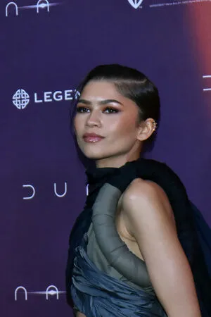 Zendaya OnlyFans Leaked Free Thumbnail Picture - #Srjzsg8pJE