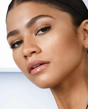 Zendaya OnlyFans Leaked Free Thumbnail Picture - #ZPPWn2PakC