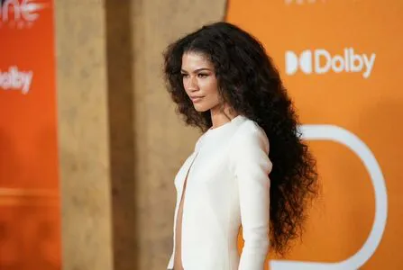 Zendaya OnlyFans Leaked Free Thumbnail Picture - #js7VKNtxJu