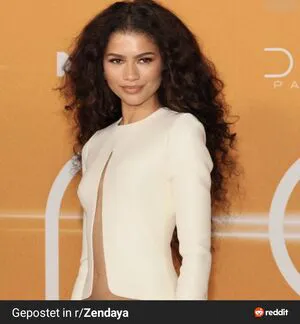 Zendaya OnlyFans Leaked Free Thumbnail Picture - #orhI3fMsed