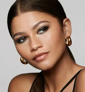 Zendaya OnlyFans Leaked Free Thumbnail Picture - #pwOGICH44T