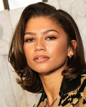 Zendaya OnlyFans Leaked Free Thumbnail Picture - #vvROOJMkt5