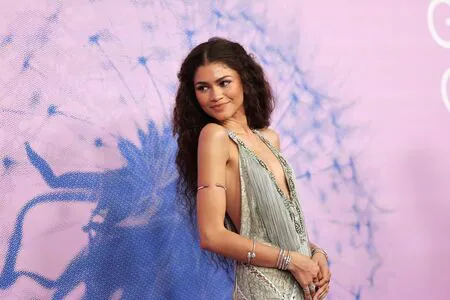 Zendaya OnlyFans Leaked Free Thumbnail Picture - #x5YAsGqYaJ