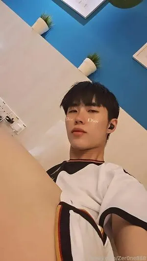 Zer0ne888 OnlyFans Leaked Free Thumbnail Picture - #KNqXYOZFau