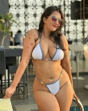 Zewwandi OnlyFans Leaked Free Thumbnail Picture - #HyCwXioXUe