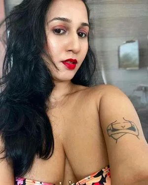 Zewwandi OnlyFans Leaked Free Thumbnail Picture - #c3ImAJKosU