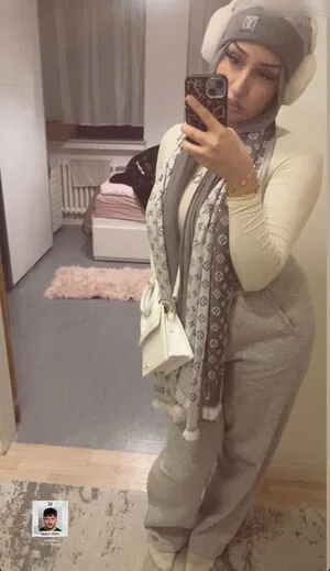 Zeynohijabi OnlyFans Leaked Free Thumbnail Picture - #Oq4N2EiJRt