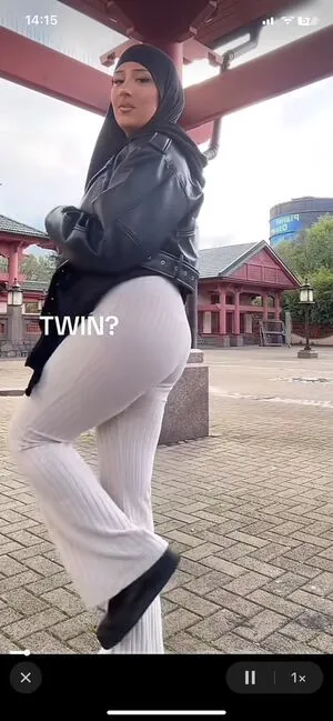 Zeynohijabi OnlyFans Leaked Free Thumbnail Picture - #b4vugrcvt2