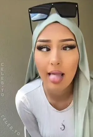 Zeynohijabi OnlyFans Leaked Free Thumbnail Picture - #oInxeD8zwJ