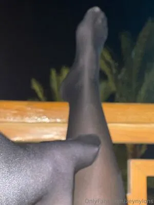 Zeynylons OnlyFans Leaked Free Thumbnail Picture - #KF9j3ZQZOs