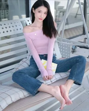 Zhiyunxi3996 OnlyFans Leaked Free Thumbnail Picture - #z7DxzSjX3W