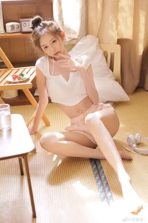 Zhou Tong Tong OnlyFans Leaked Free Thumbnail Picture - #znAxOPwn27