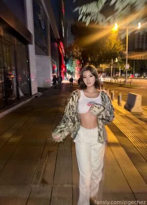 Zigechez OnlyFans Leaked Free Thumbnail Picture - #P6uo6vOCu8