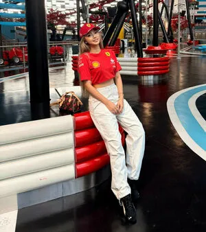 Zigechez OnlyFans Leaked Free Thumbnail Picture - #XQ44L5jqCU