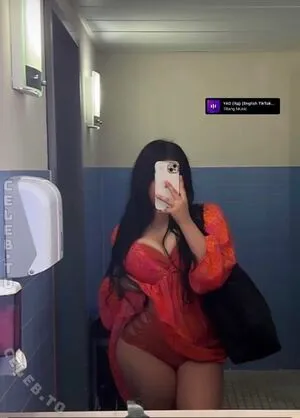 Zilan Pakize OnlyFans Leaked Free Thumbnail Picture - #5DG2Pz7GTo