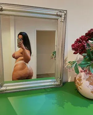 Zina Hadid OnlyFans Leaked Free Thumbnail Picture - #3fXhDG6adG