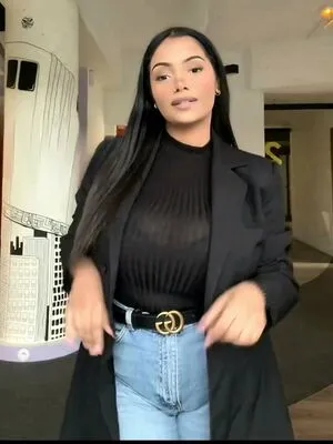 Zina Hadid OnlyFans Leaked Free Thumbnail Picture - #6d4j0CQaWN