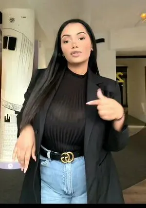 Zina Hadid OnlyFans Leaked Free Thumbnail Picture - #LbkdOuPRd0