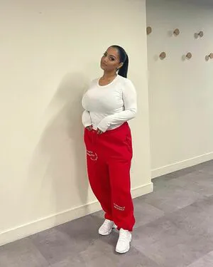 Zina Hadid OnlyFans Leaked Free Thumbnail Picture - #TydxahLX7f
