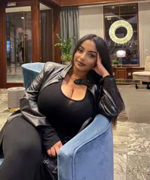 Zina Hadid OnlyFans Leaked Free Thumbnail Picture - #idHWgmj2s6