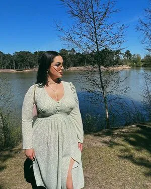 Zina Hadid OnlyFans Leaked Free Thumbnail Picture - #oRw1qmi8EZ