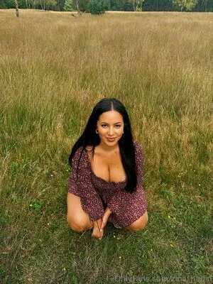Zina Hadid OnlyFans Leaked Free Thumbnail Picture - #ounS4lsHgn
