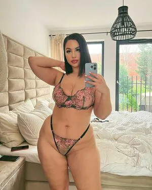 Zina Hadid OnlyFans Leaked Free Thumbnail Picture - #uKo2GGSkBZ