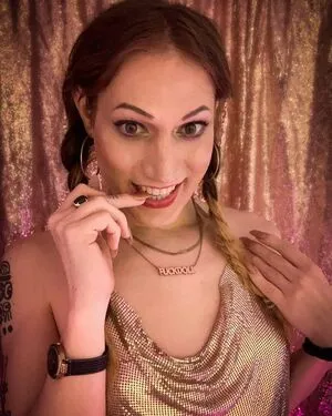 Zina Sofia OnlyFans Leaked Free Thumbnail Picture - #yGIevnSoxg