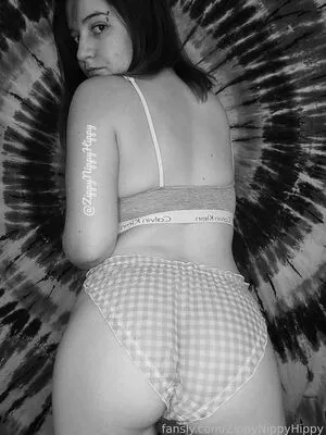 Zippynippyhippy OnlyFans Leaked Free Thumbnail Picture - #fwocNiAItd