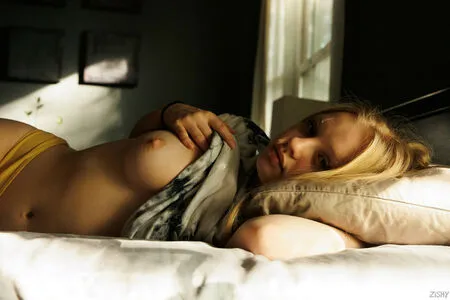 Zishy OnlyFans Leaked Free Thumbnail Picture - #6lxUp9Fp1I