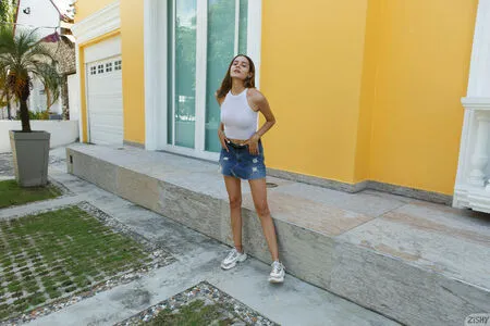 Zishy OnlyFans Leaked Free Thumbnail Picture - #C6pO6ntR8L