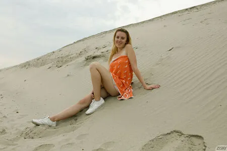 Zishy OnlyFans Leaked Free Thumbnail Picture - #N1VFYGYQKh