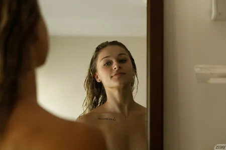 Zishy OnlyFans Leaked Free Thumbnail Picture - #PWGV3v0ofU